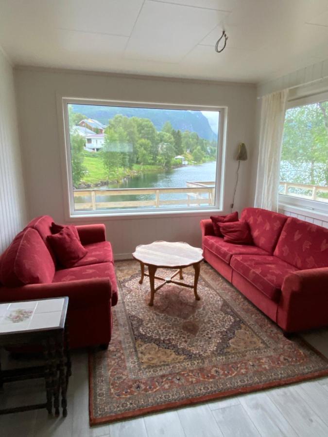 House On The Lake Bogen Exterior foto
